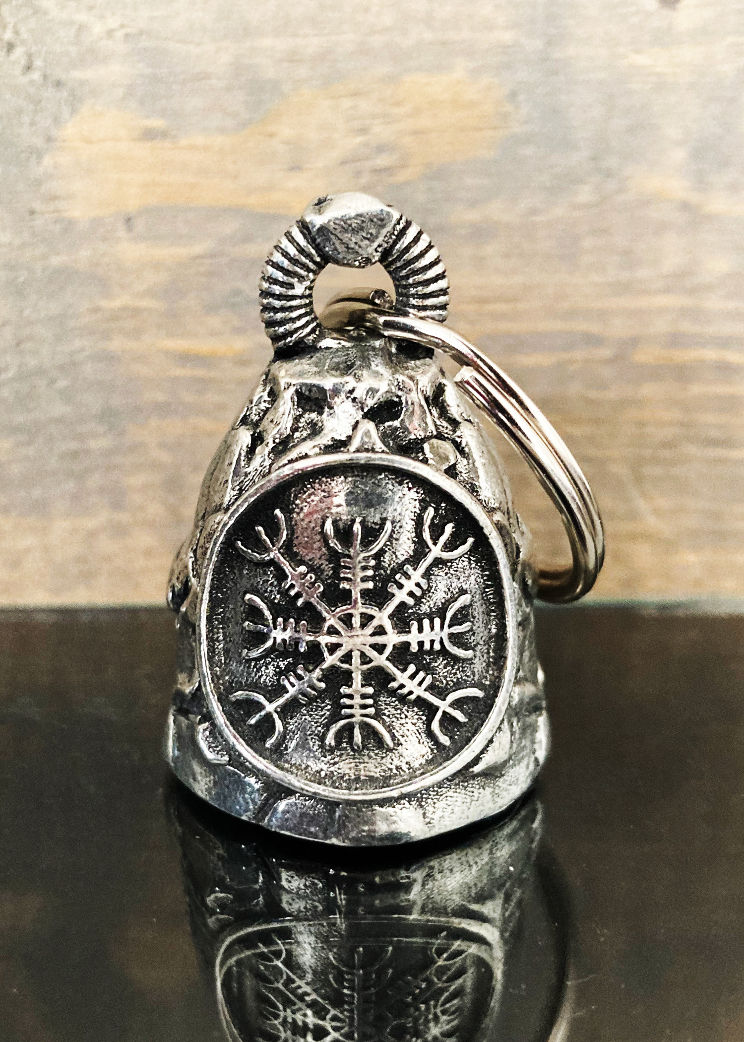 Aegishjalmur-The-Helm-of-Awe-